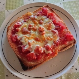 簡単朝食！とまとチーズトースト♪